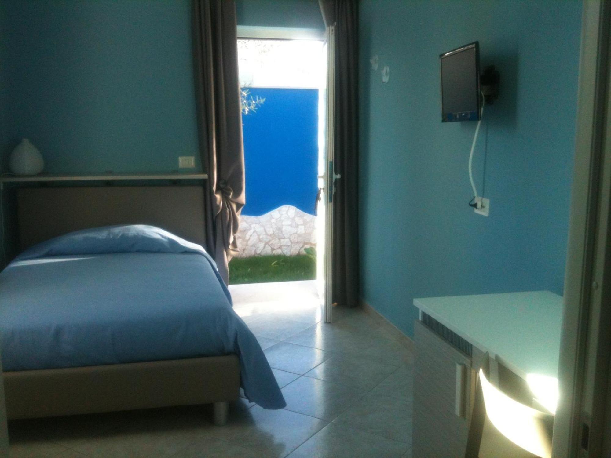 باري Bed And Breakfast Fly الغرفة الصورة