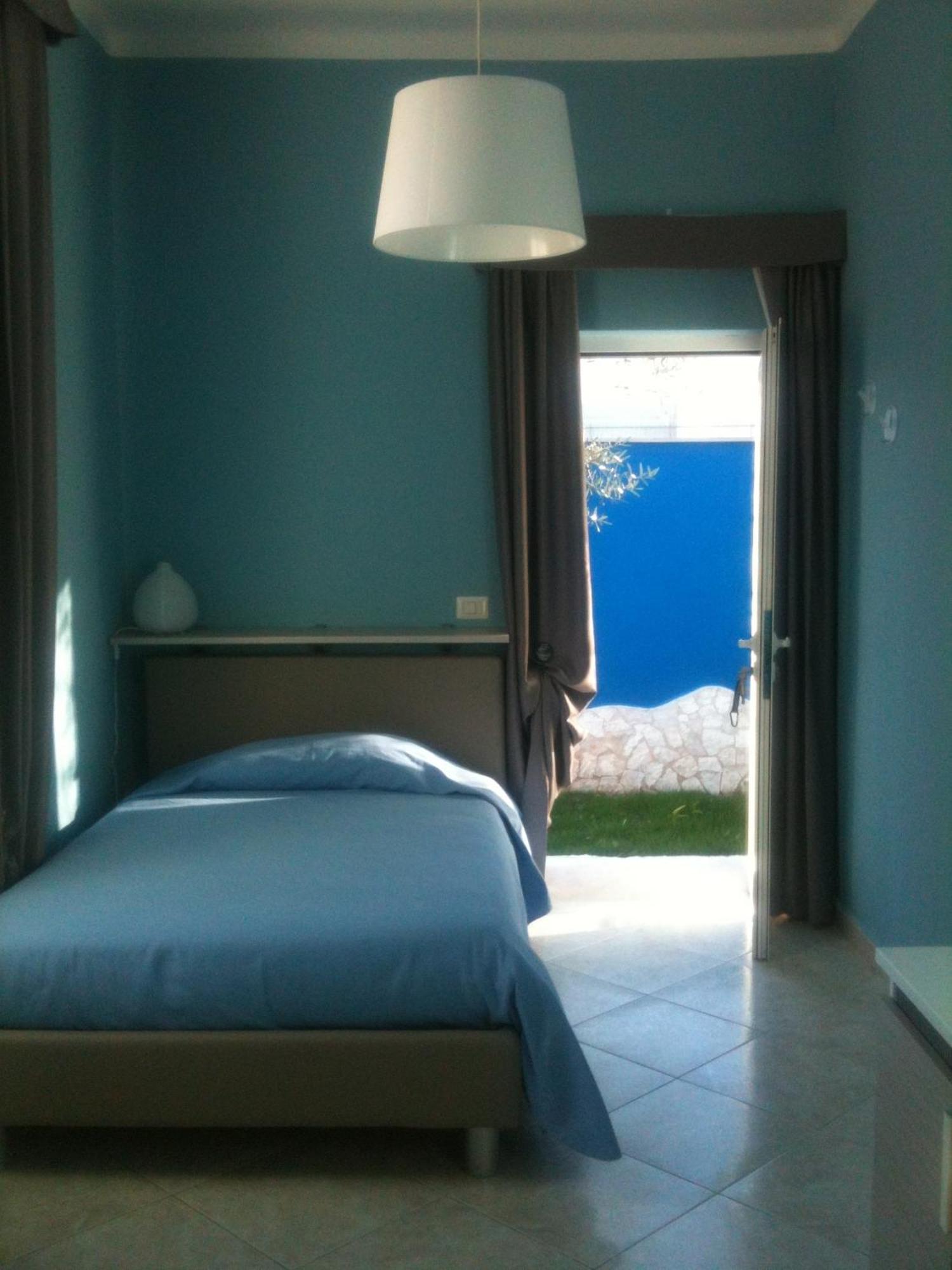 باري Bed And Breakfast Fly الغرفة الصورة