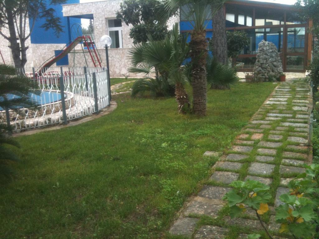 باري Bed And Breakfast Fly المظهر الخارجي الصورة